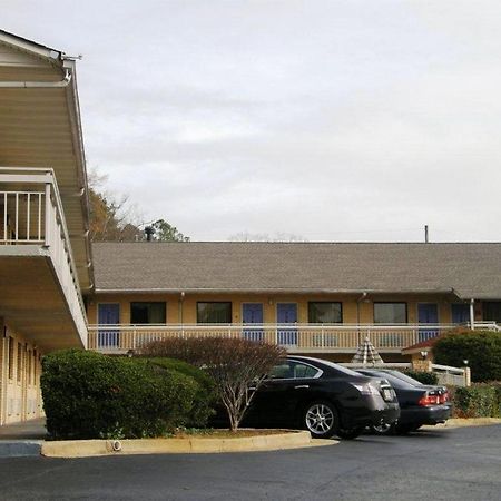 Rodeway Inn ジョーンズバラ エクステリア 写真