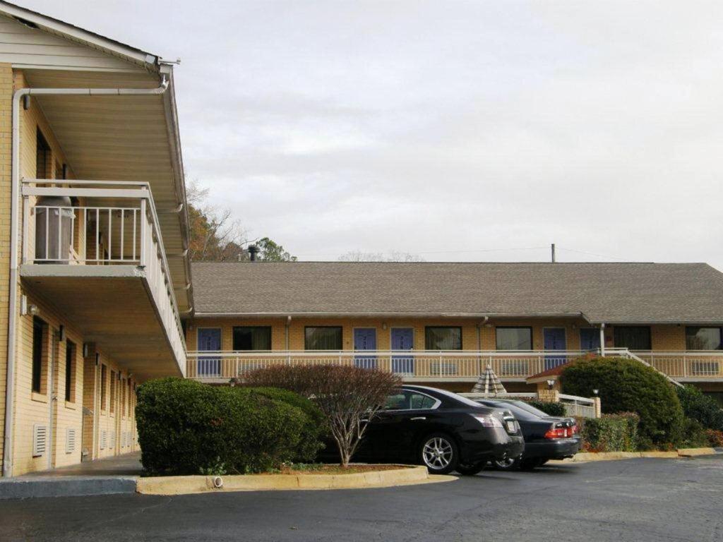 Rodeway Inn ジョーンズバラ エクステリア 写真