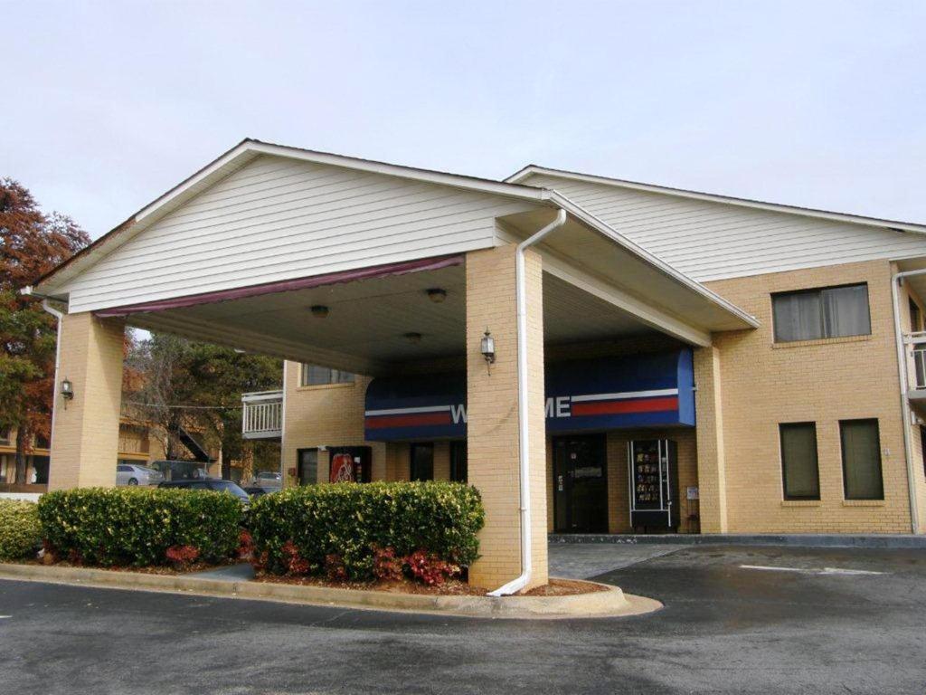 Rodeway Inn ジョーンズバラ エクステリア 写真